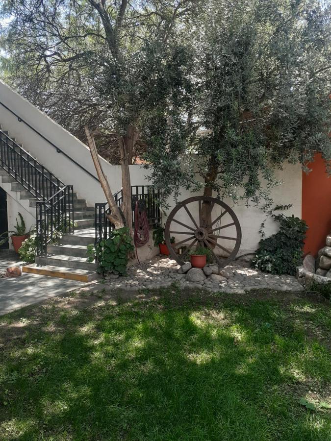 Hostal Candelaria Cafayate Eksteriør bilde